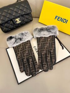 Fendi FF Monogram Fur-Cuffed Leather Gloves